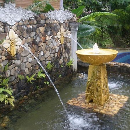 Seri Pengantin Resort Kampung Janda Baik Exterior foto